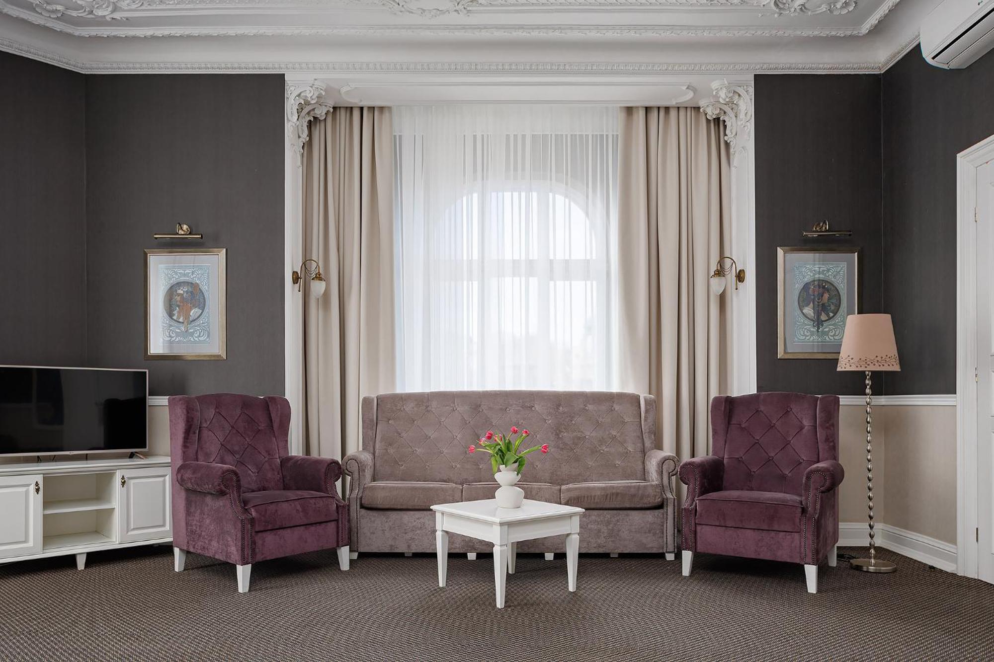לבוב Modern Art Hotel מראה חיצוני תמונה